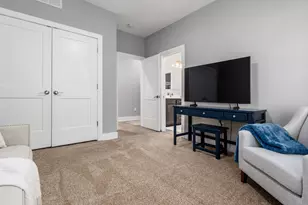 5801 Hickory Dr, Lewis Center, OH 43035 - Photo 37