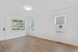 1204 Loretta Ave, Columbus, OH 43211 - Photo 3