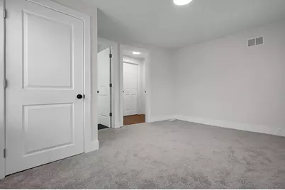 271 S Warren Avenue, Columbus, OH 43204 - Photo 27