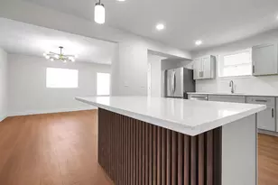 271 S Warren Ave, Columbus, OH 43204 - Photo 7