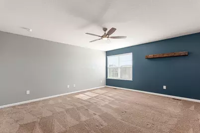 160 Chestnut Commons Drive, Commercial Point, OH 43116 - Photo 25