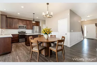 160 Chestnut Commons Drive, Commercial Point, OH 43116 - Photo 11