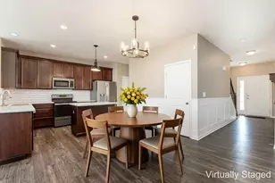 160 Chestnut Commons Dr, Commercial Point, OH 43116 - Photo 11