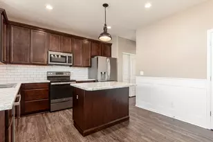 160 Chestnut Commons Dr, Commercial Point, OH 43116 - Photo 15