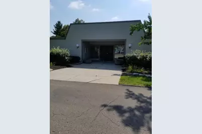 4692 Charecote Lane #E, Columbus, OH 43220 - Photo 25