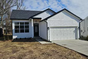 726 Briar Ave, Washington Court House, OH 43160 - Photo 1