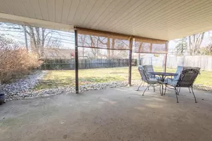 595 Deerwood Ave E, Columbus, OH 43230 - Photo 45