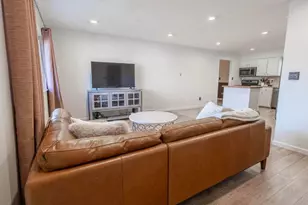 595 Deerwood Ave E, Columbus, OH 43230 - Photo 7