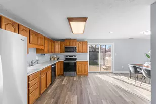 4069 Jessamine Pl, Columbus, OH 43207 - Photo 7