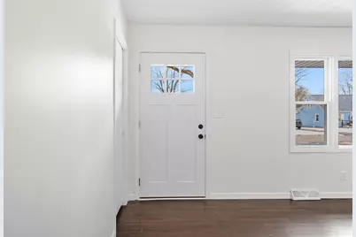 1035 E Fulton Street, Columbus, OH 43227 - Photo 5