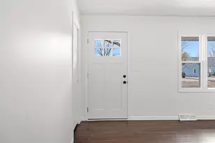 1035 E Fulton St, Columbus, OH 43227 - Photo 5