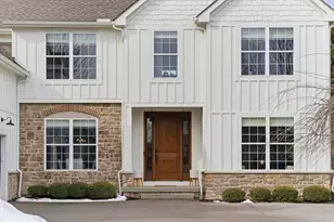 3085 McCammon Chase Dr, Lewis Center, OH 43035 - Photo 3
