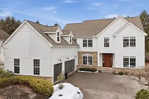 3085 McCammon Chase Dr, Lewis Center, OH 43035 - Photo 1