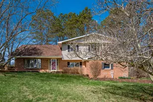 2695 Ash Meadows Blvd, Zanesville, OH 43701 - Photo 5