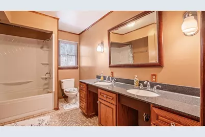 2695 Ash Meadows Boulevard, Zanesville, OH 43701 - Photo 37