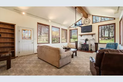 2695 Ash Meadows Boulevard, Zanesville, OH 43701 - Photo 25