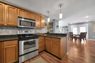 3963 Dinon Dr, Columbus, OH 43221 - Photo 11