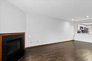 6418 Reflections Dr, Dublin, OH 43017 - Photo 9