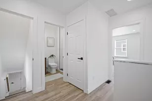 281 N Burgess Ave, Columbus, OH 43204 - Photo 11