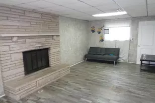 4560 Stonehedge Rd, Columbus, OH 43231 - Photo 23