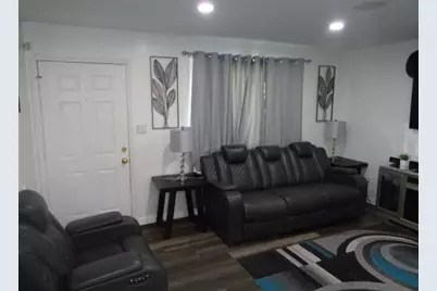 4560 Stonehedge Road, Columbus, OH 43231 - Photo 5