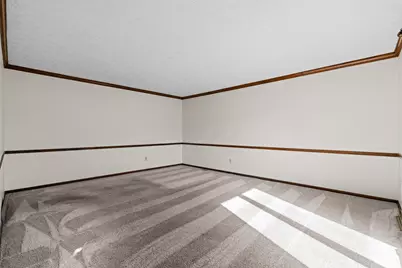 1096 Woodman Drive, Columbus, OH 43085 - Photo 9