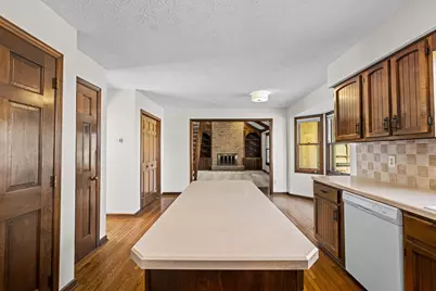 1096 Woodman Drive, Columbus, OH 43085 - Photo 23