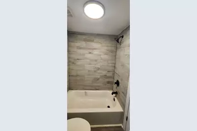 2459 NE Meredith Drive NE, Columbus, OH 43219 - Photo 7