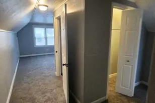 2459 NE Meredith Dr NE, Columbus, OH 43219 - Photo 5