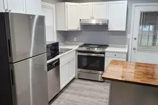 2459 NE Meredith Dr NE, Columbus, OH 43219 - Photo 9