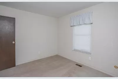 703 Pointview Drive, Westerville, OH 43081 - Photo 23