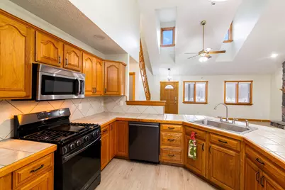 7641 Kinney Road, Mount Vernon, OH 43050 - Photo 7