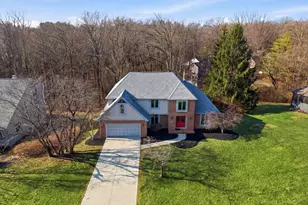 3780 Pine Ridge Dr, Lewis Center, OH 43035 - Photo 5