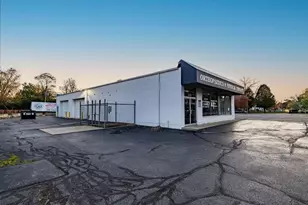 2419 E High St, Springfield, OH 45505 - Photo 1