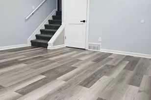 3516 Meadow Valley St, Columbus, OH 43207 - Photo 3