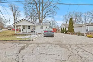 101 W 1st Ave, Hebron, OH 43025 - Photo 3