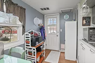 101 W 1st Ave, Hebron, OH 43025 - Photo 13