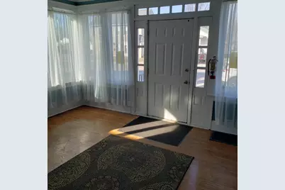 157 W High Street, Circleville, OH 43113 - Photo 5