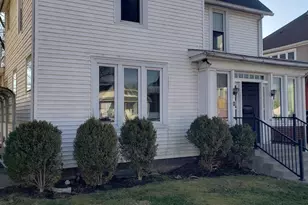 157 W High St, Circleville, OH 43113 - Photo 3