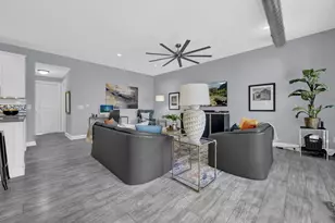 58 E Hubbard Ave, Columbus, OH 43215 - Photo 5