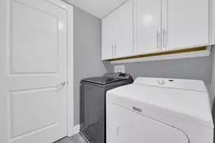 58 E Hubbard Ave, Columbus, OH 43215 - Photo 19