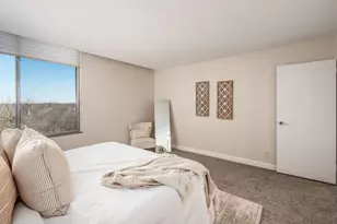 1000 Urlin Ave, Columbus, OH 43212 - Photo 33