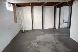 1437 E 19th Ave, Columbus, OH 43211 - Photo 9