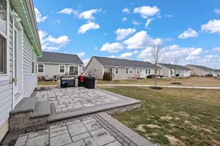 2592 McClouds Square, Marysville, OH 43040 - Photo 33