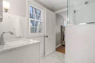 2731 E Broad St, Columbus, OH 43209 - Photo 39