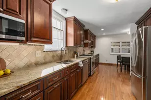 2731 E Broad St, Columbus, OH 43209 - Photo 25