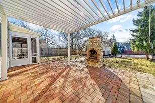 2731 E Broad St, Columbus, OH 43209 - Photo 59