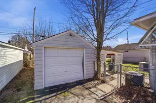 162 S Southampton Ave, Columbus, OH 43204 - Photo 39