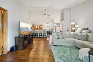 2521 Vi-Lilly Cir E, Grove City, OH 43123 - Photo 5