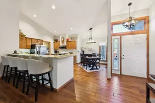 2521 Vi-Lilly Cir E, Grove City, OH 43123 - Photo 9